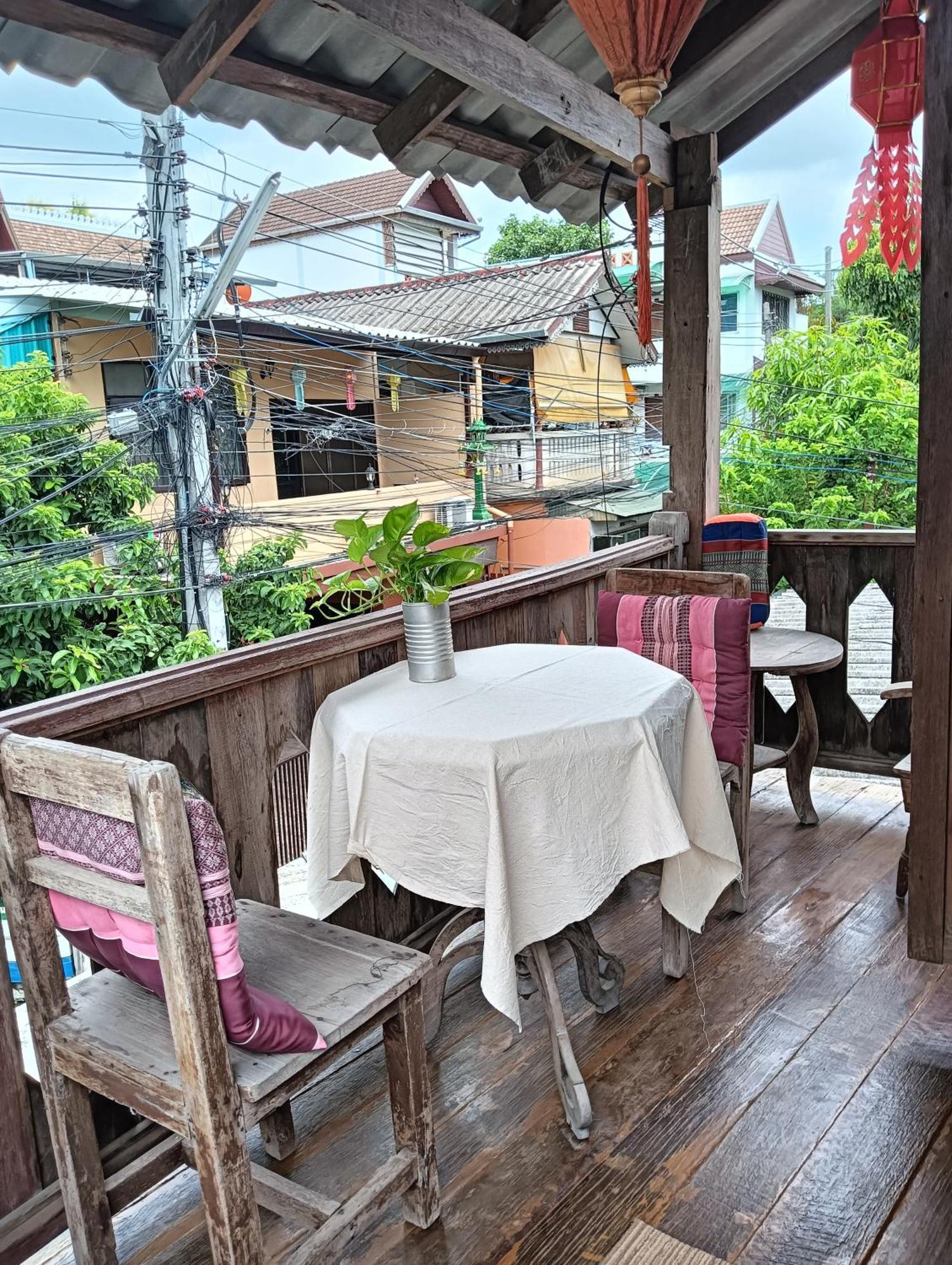 Huen Chiang Man Hostel (Adults Only) Chiang Mai Exterior photo
